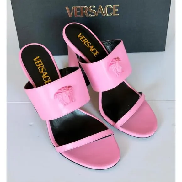 Versace Medusa Head Leather Baby Pink Sandals 9 US (39 Euro) 1019266 NIB $1100